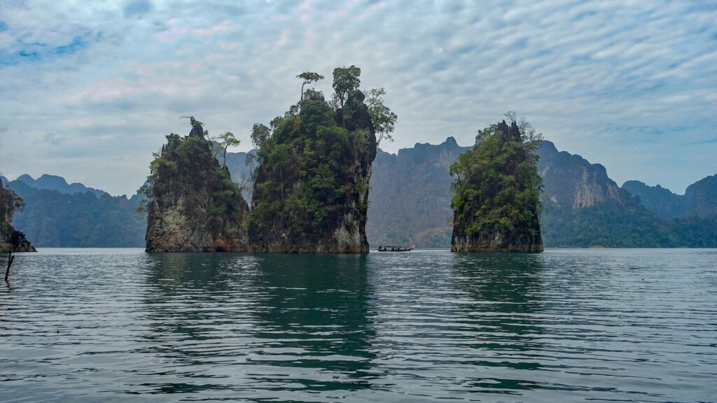 islands under cloudy sky