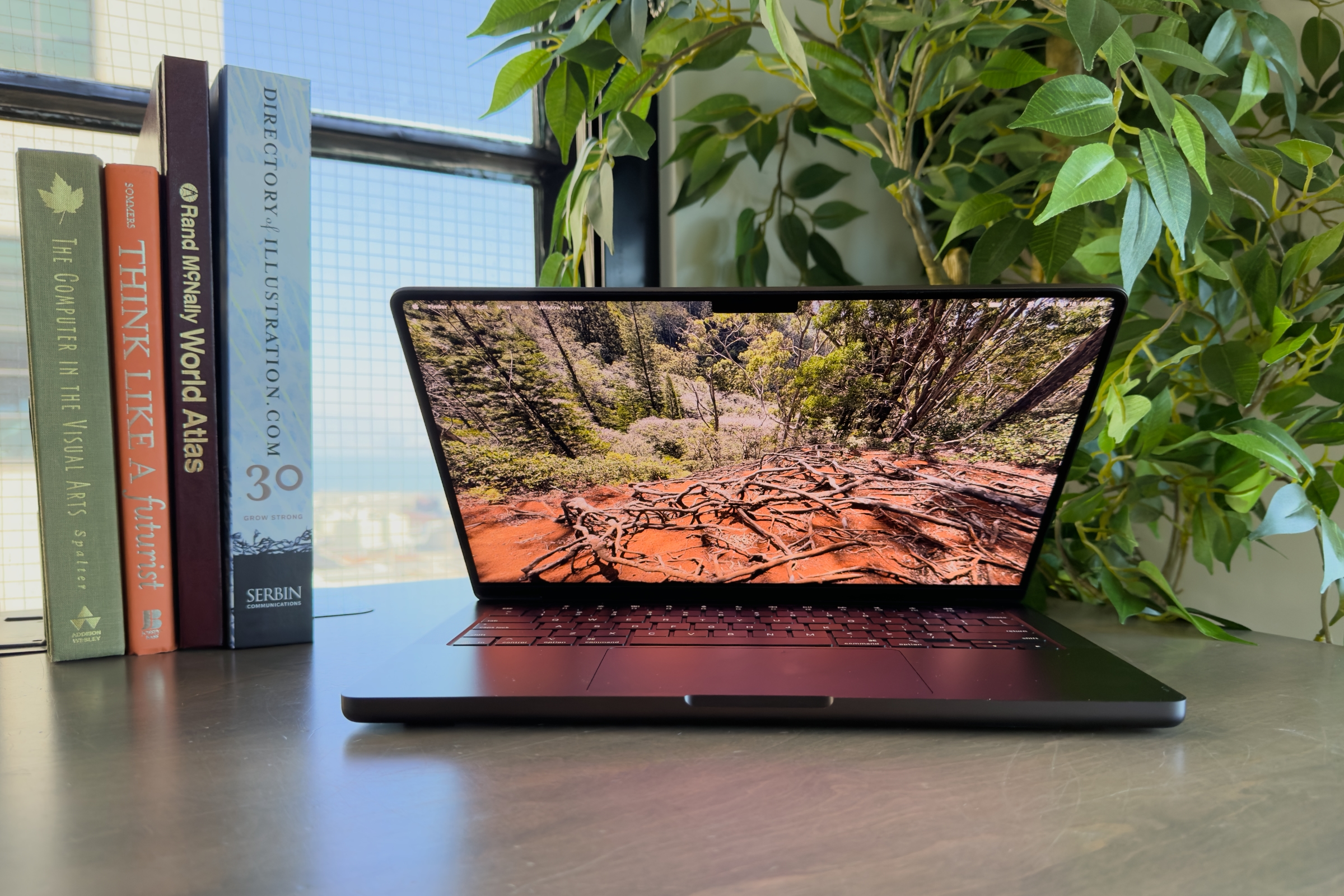 AI ทำพิษ! สื่อต่างชาติแนะรีบซื้อ MacBook Pro ชิป M5 ก่อนราคาพุ่งเป็นเท่าตัวเพราะวิกฤต RAM โลก