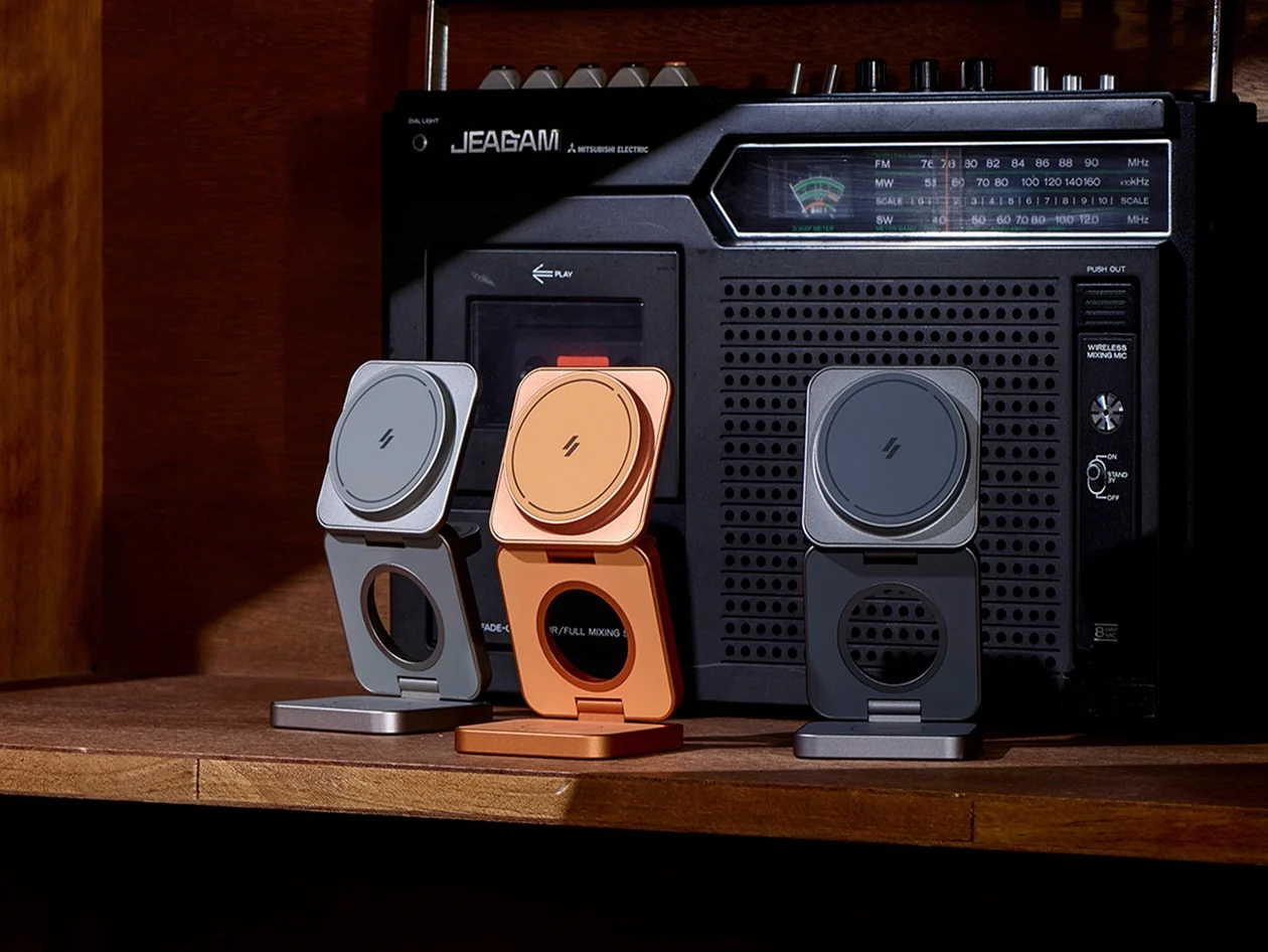 สาวก Apple ต้องมี! แท่นชาร์จ Mag 3 Ultra 3-in-1 พับได้ ชาร์จไว Qi2 แรงสะใจ 25W จบครบในอันเดียว